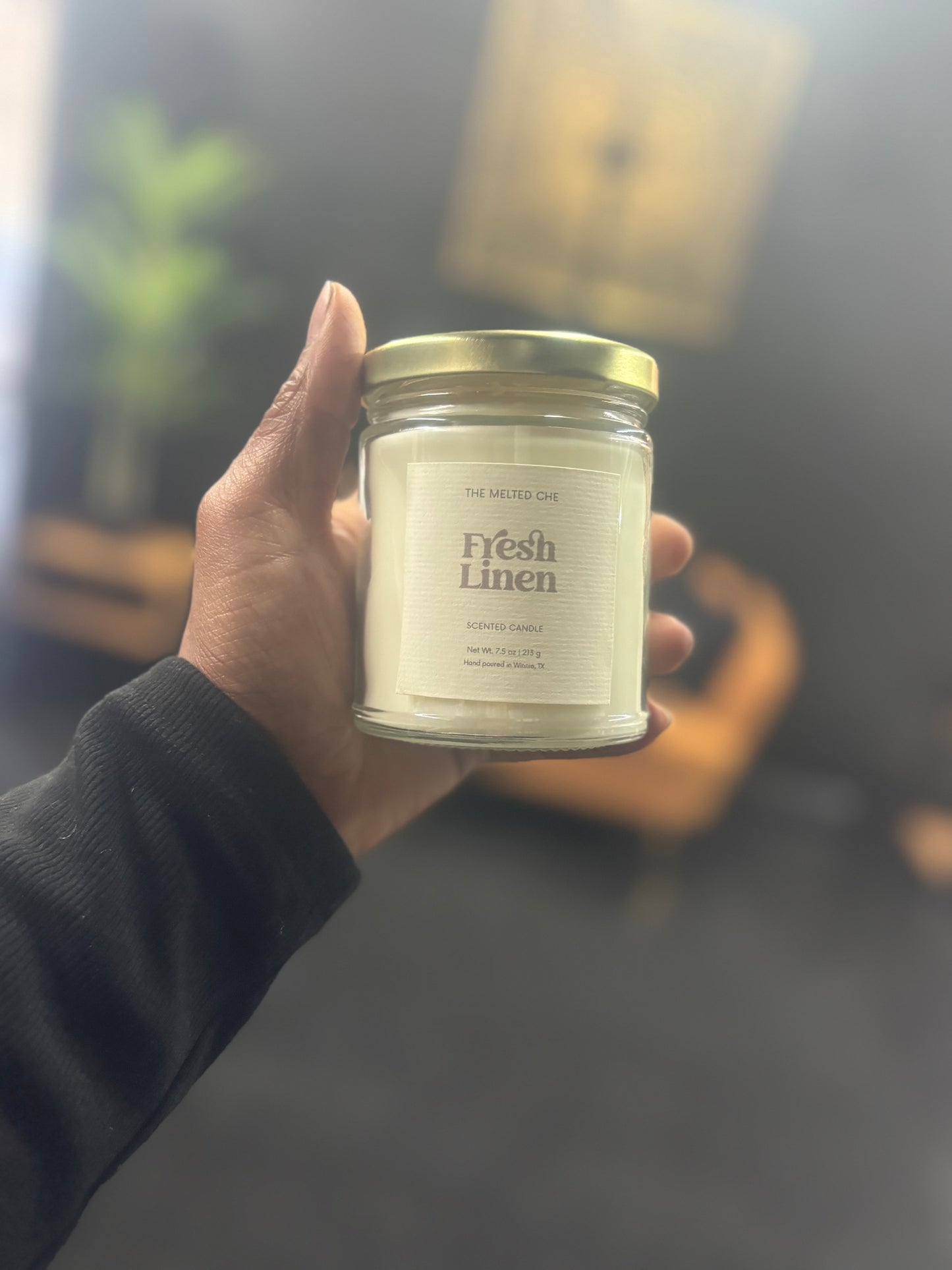 Fresh Linen Small Farmhouse Candle